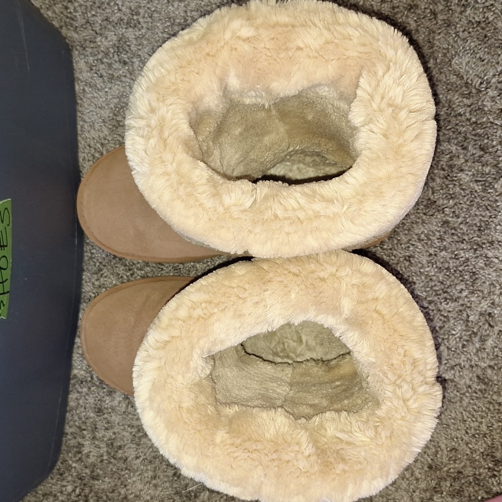 UGG Australia classic tall suede sheepskin leather faux fur boots - 9 - tan - Picture 9 of 12